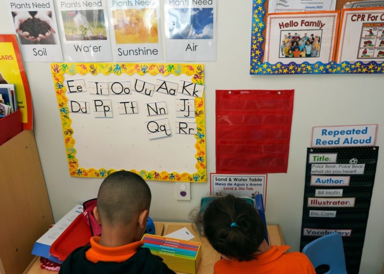 Some Head Start preschools shutter as government shutdown continues