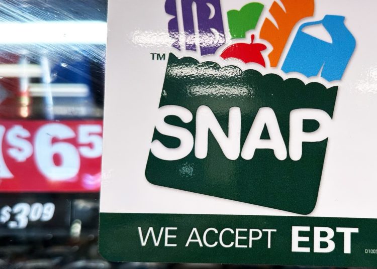 Some SNAP recipients have to choose between rent and food amid halt in benefits
