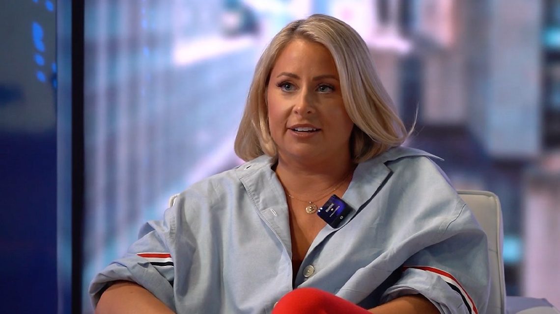 Stand-up comic Becky Robinson’s viral wine-mom character leads to sold-out shows and a fan golf tournament