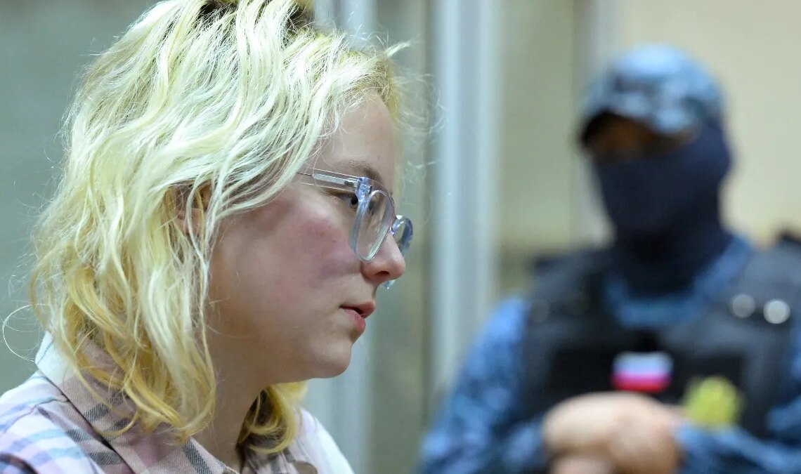 Teen Musician Gets Third Arrest for Performing Anti-War Songs in Street Concerts