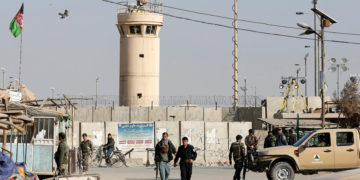 Supreme Court Grapples With Suit by Soldier Injured in Bombing on U.S. Base