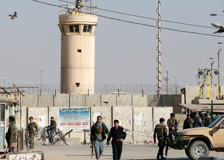 Supreme Court Grapples With Suit by Soldier Injured in Bombing on U.S. Base