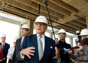 Robert A.M. Stern, renowned architect and educator, dies at 86