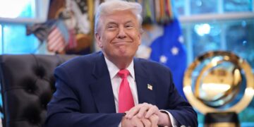 Trump Stiffs Thousands of Air Traffic Controllers With Shutdown Bonus Snub