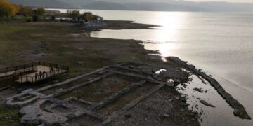 At site of papal prayer in Turkey, a shrinking lake ‘means death’