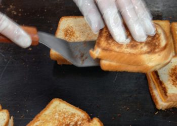The Best Way to Make a Grilled Cheese, According to Americans