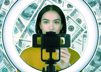 The Most Out-Of-Touch Life Advice From the Wealthy Women Taking Over RichTok