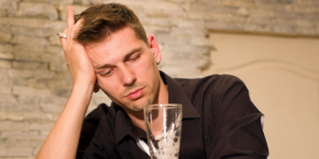 These 5 Dating Myths Are Why So Many Men Stay Single