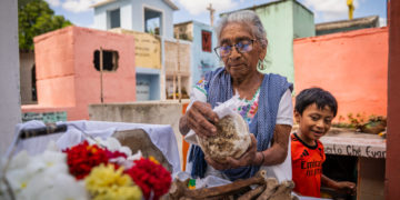 To Celebrate Day of the Dead, One Mexican Town Digs Up Its Dead