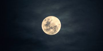 Today’s Moon Phase: November 4, 2025