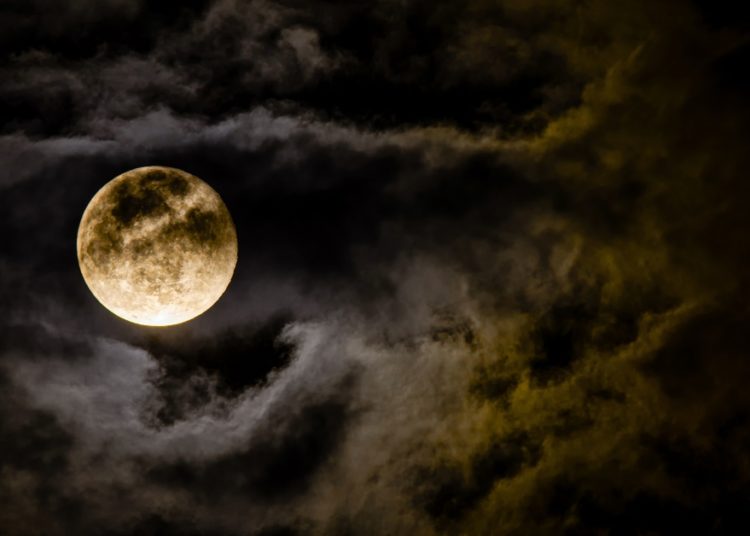 Today’s Moon Phase: November 6, 2025