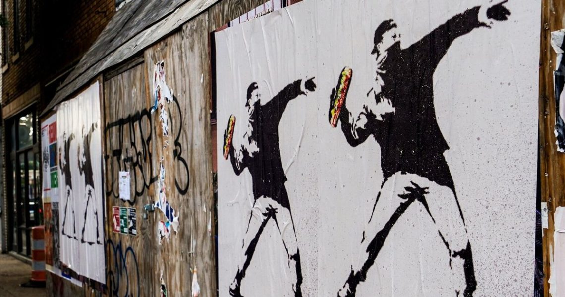 Trial starts for assault case against DC man who tossed sandwich at federal agent on viral video