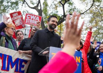 Trump Backs Cuomo as N.Y.C. Mayor’s Race Nears Finish Line