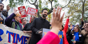 Trump Backs Cuomo as N.Y.C. Mayor’s Race Nears Finish Line
