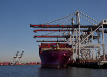 Trump’s Sweeping Tariffs Face High-Stakes Supreme Court Test