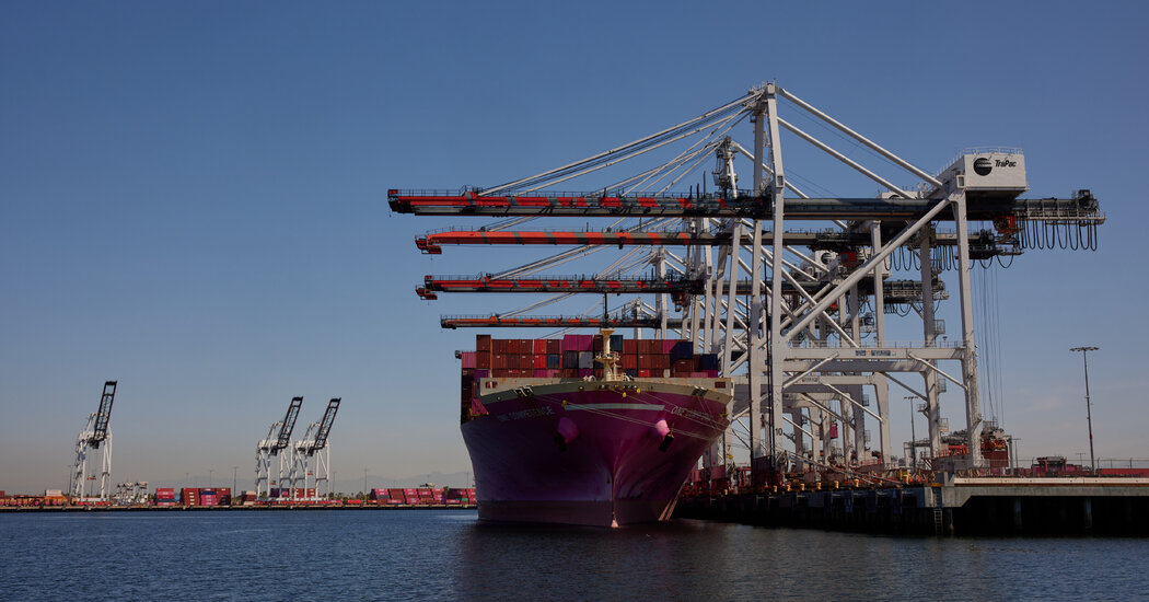 Trump’s Sweeping Tariffs Face High-Stakes Supreme Court Test