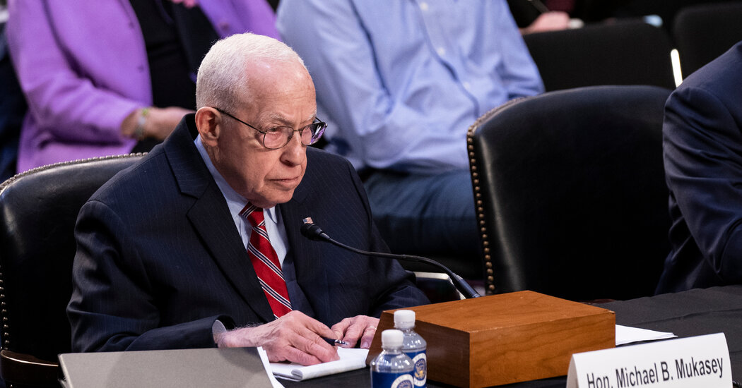 Trump’s Tariff Case Faces Adversaries Including Many on the Right