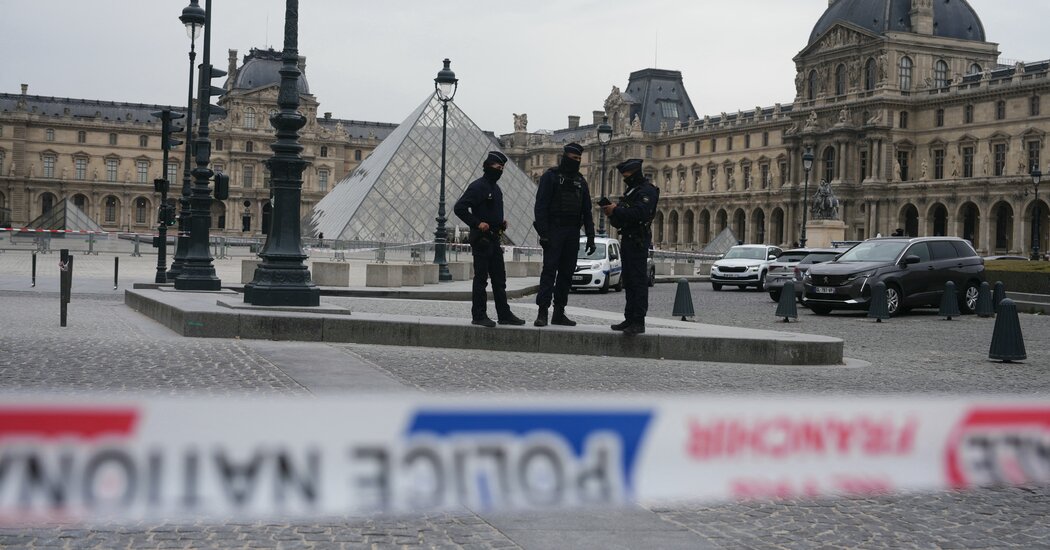 Two More Suspects Charged in Louvre Heist Case
