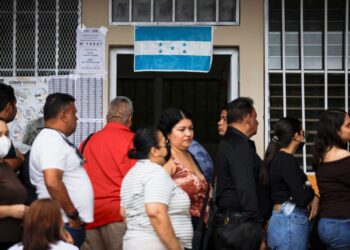 As Trump vows to pardon ex-president, Honduras votes in tense election