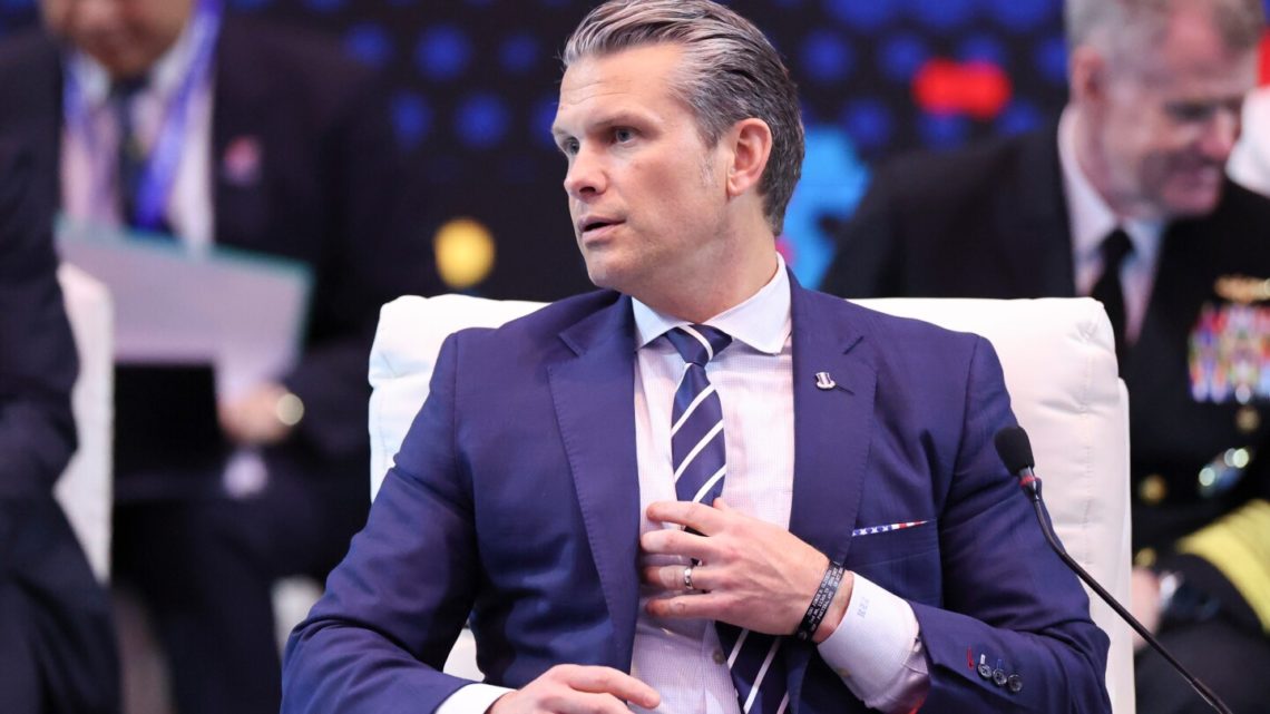 US urges ASEAN to be firm in countering China in the South China Sea