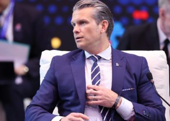 US urges ASEAN to be firm in countering China in the South China Sea