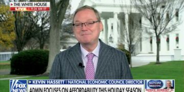 Multi-Millionaire Trump Goon Mocked for 19-Cent Savings Boast