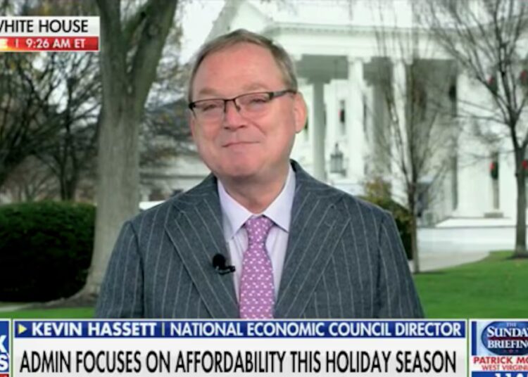 Multi-Millionaire Trump Goon Mocked for 19-Cent Savings Boast