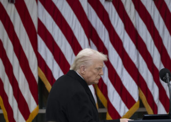 Trump ramps up reporter attacks with White House media bias tracker