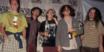 ‘We’re Giving Birth Now’: Pearl Jam Recalls Recording ‘Even Flow’ 100 Times (And the Take They Thought Was Best)