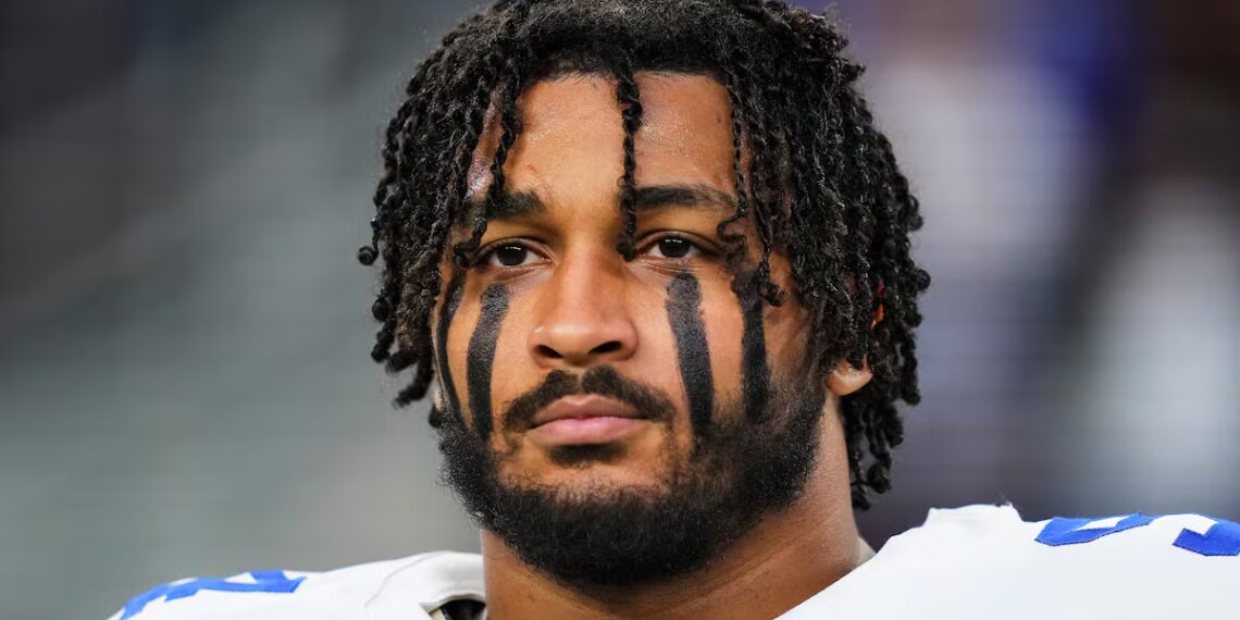 Girlfriend of Late NFL Star, 24, Is Pregnant, Coach Says