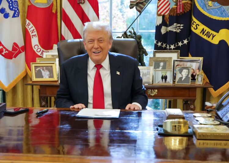 Trump Seals Trade Deal After Getting Massive Gold Tchotchke