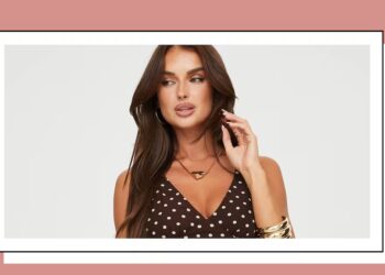 Scouted: Get a Gift For Them and You With This BOGO 60% Off Deal on Trendy, Chic Pieces