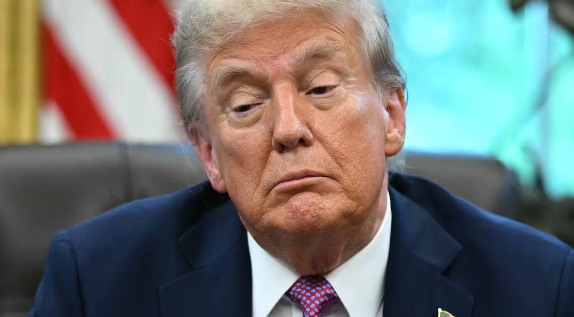 Bombshell Poll Hits Trump With a Major Midterm Warning