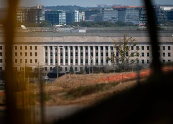 Pentagon’s right-wing, pared press corps gets a meet-and-greet