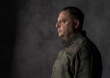 Zelensky’s top aide, lead negotiator resigns amid corruption probe