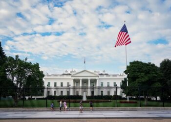 White House responds after 2 National Guard troops shot