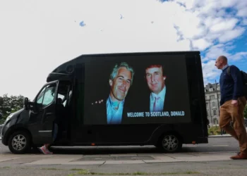 Jeffrey Epstein’s brother stuns with response to email about Trump sex act with ‘Bubba’