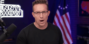 ‘Infuriating!’ MAGA influencer suggests the left responsible for National Guard shooting