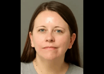 Republican’s aide accused of burning house with 2 people inside: report