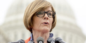 ‘Here we are again’: Dems bemoan latest round of infighting over shutdown