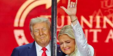 MAGA evangelicals have turned Christianity into an ‘absurd farce’: analysis