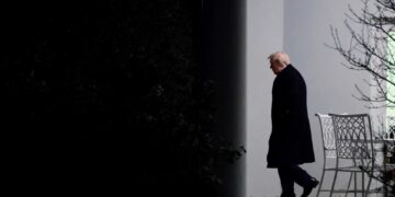 ‘Not a hotel’: Ex-White House calligrapher daunted by signs Trump’s draped over building