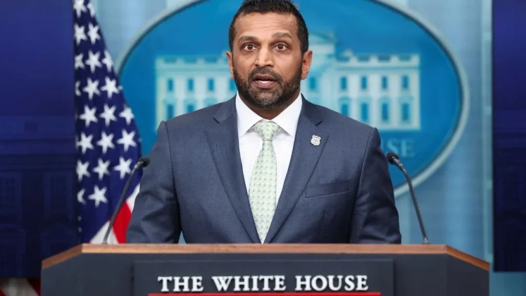 ‘Frustrated’ Trump considers ousting his FBI Director over girlfriend revelations: report