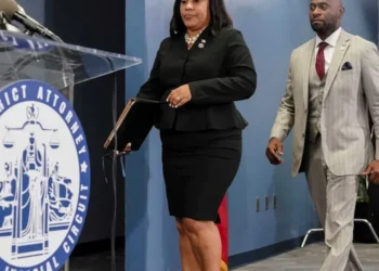 ‘Perversion of justice’: Legal expert slams prosecutor for handing Trump an easy court win