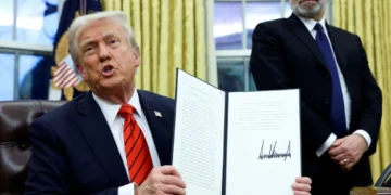 Trump about to ‘wipe the slate clean’ on tariffs as he suffers ‘disastrous’ month: report