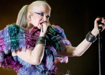 Shirley Manson Defines Exact Moment Garbage ‘Failed’: ‘Radio Wasn’t Interested in Playing Our Record’