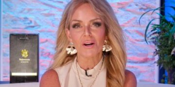 ‘Wow!’ MAGA TV anchor impressed by co-host’s rant tying minimum wage to Garden of Eden