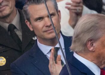 ‘Hegseth has been upstaged’: Secretary inspecting uniforms as underling negotiates Ukraine