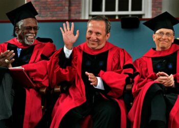 Professor in Epstein Files Makes Extremely Awkward Announcement at Start of Class