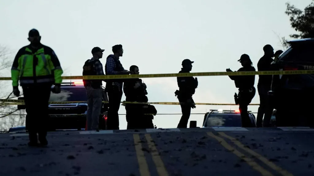 2 National Guard troops die after shooting near White House